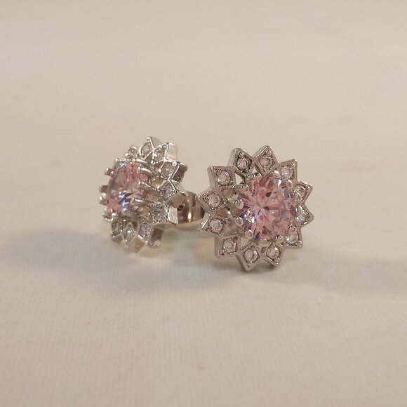 18K White Gold Filled Sun Flower Pink Diamond Zircon Stud Earrings Gorgeous Gift - Picture 2 of 6
